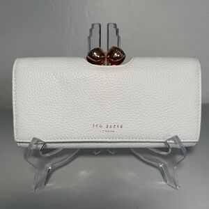 NWT Ted Baker Muscovy Bobble Matinee Textured Leather Wallet